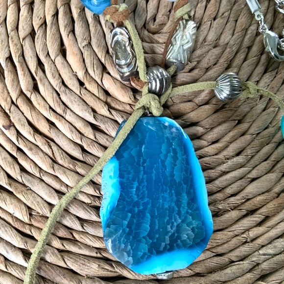 GENUINE STONE PENDANT BOHO CHIC LEATHER BEADED NECKLACE - NWOT - Picture 4 of 9